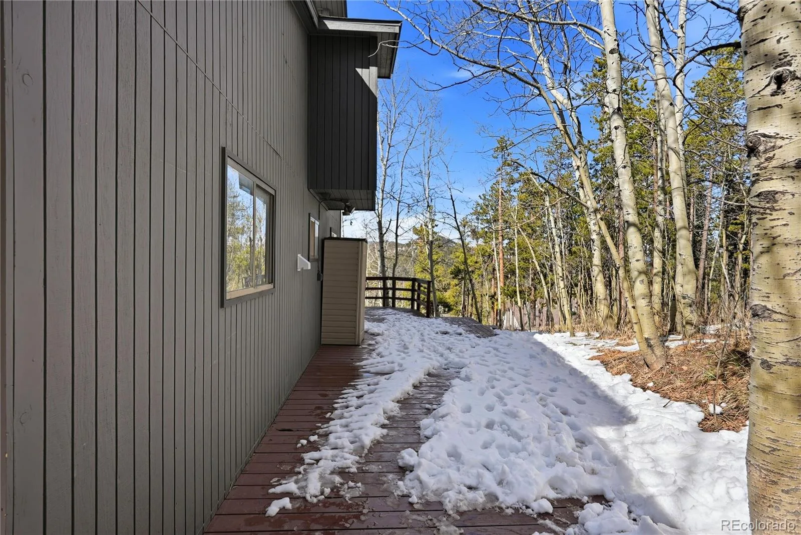 10477 Horizon View Drive Morrison CO 80465 | MLS #REC5976370 08202026180449 1600 38