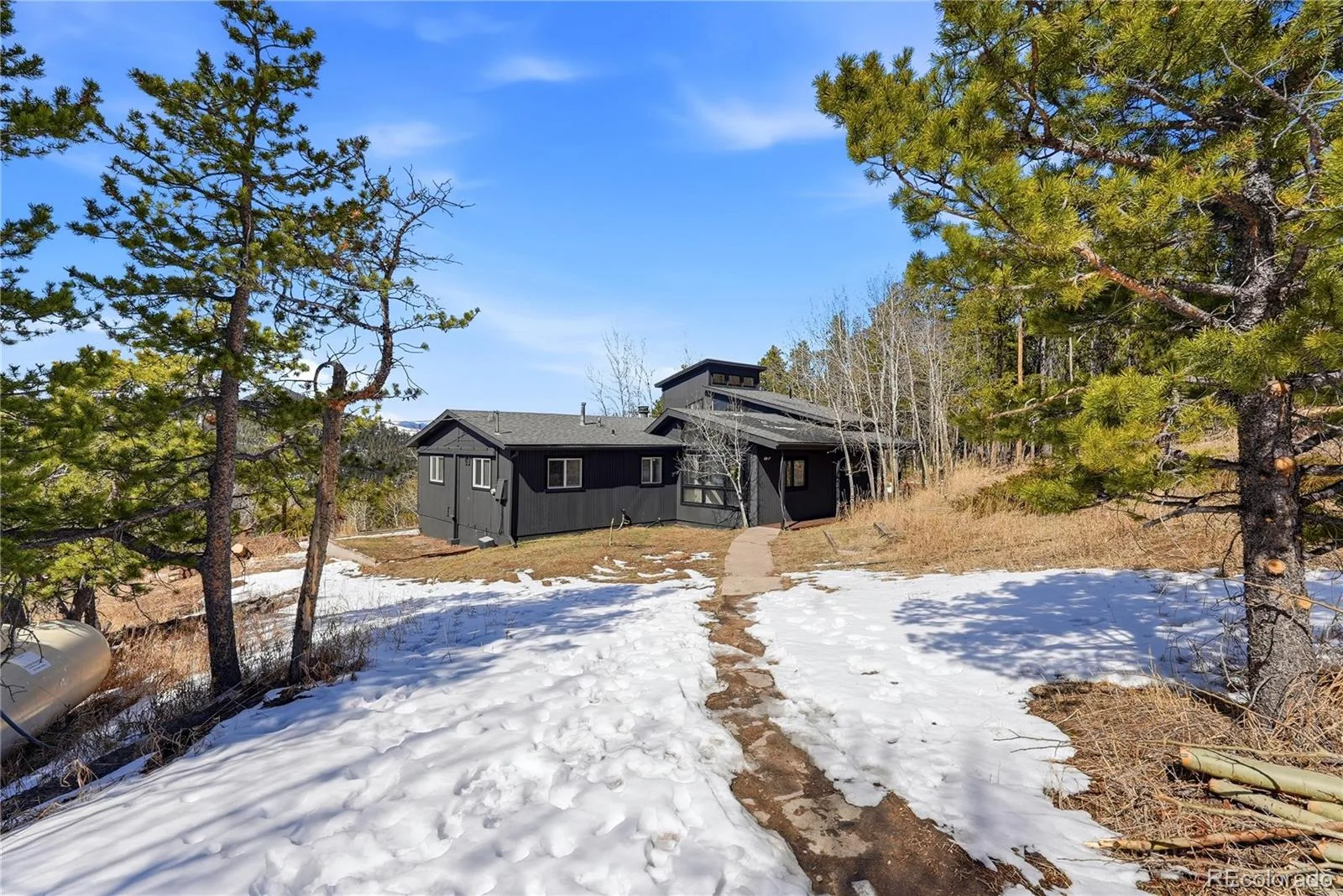 10477 Horizon View Drive Morrison CO 80465 | MLS #REC5976370 08202026180449 1600 46