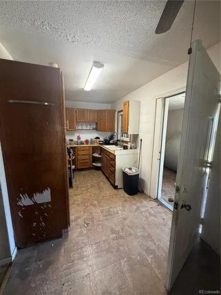 4221 E 69th Place Commerce City CO 80022 | MLS #REC5976595 07242026174438 800 10