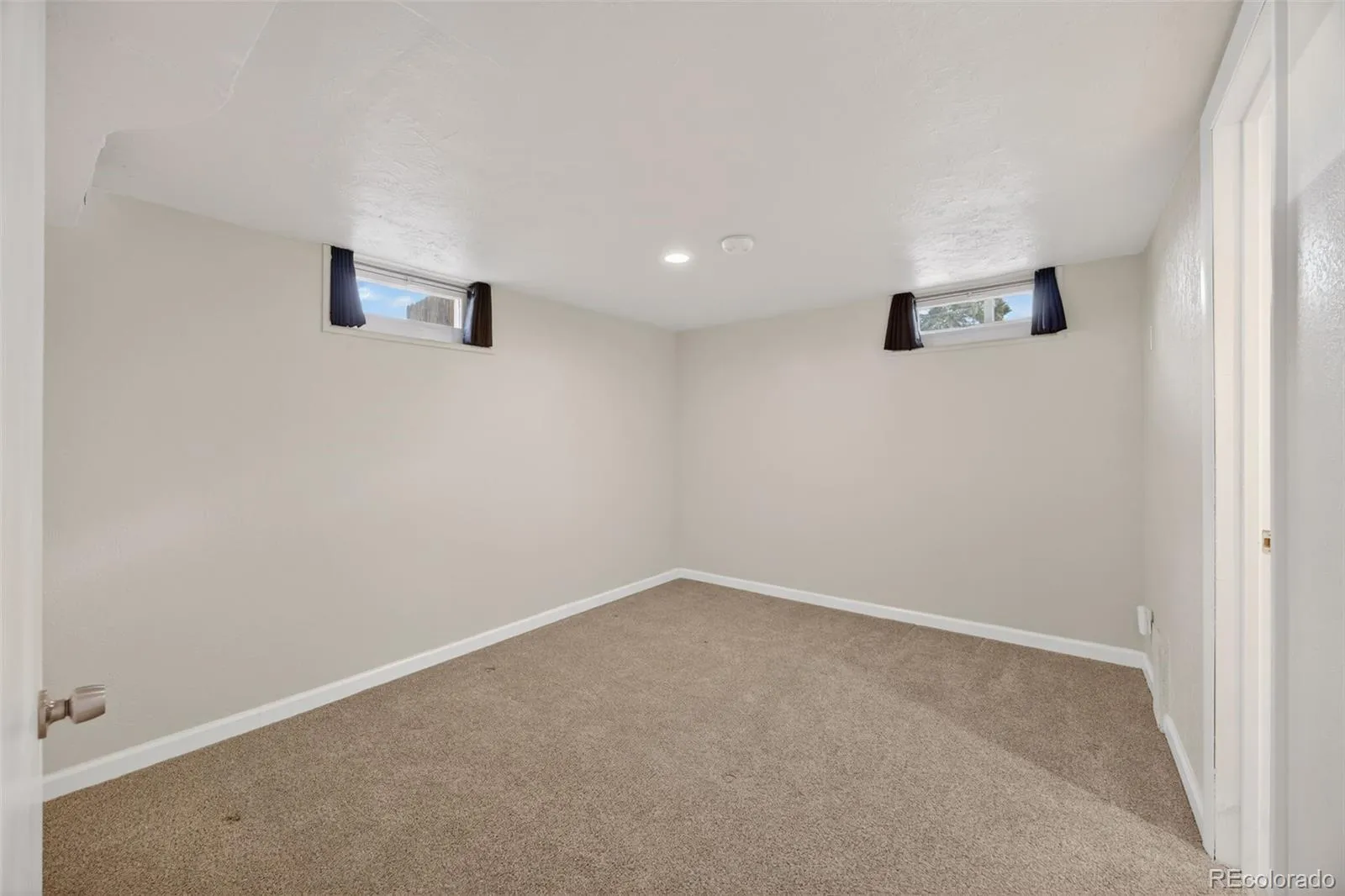 04162026163646 1600 27