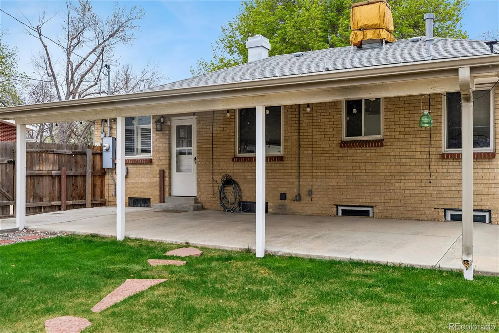 04162026163646 1600 33