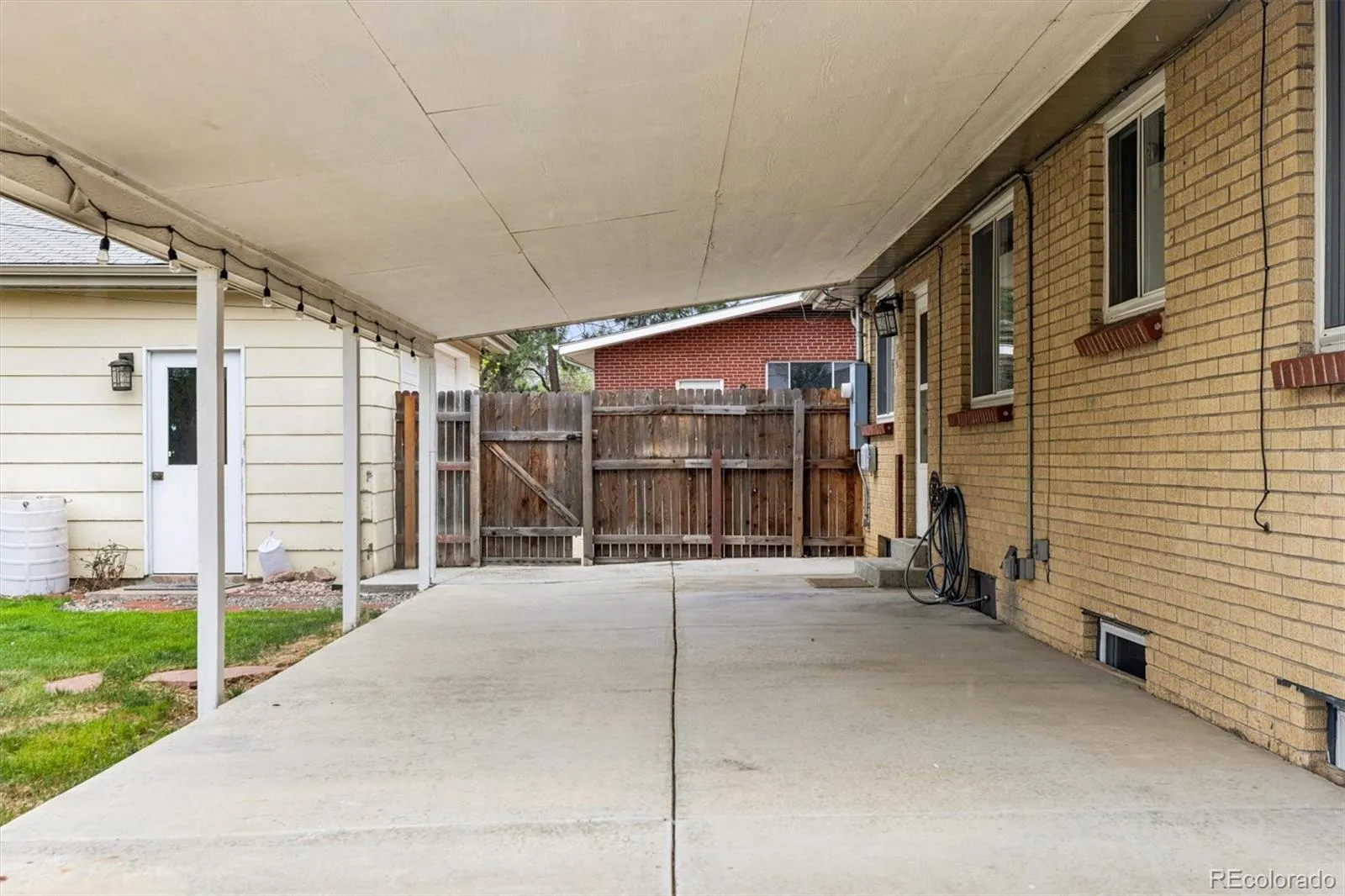 04162026163646 1600 34