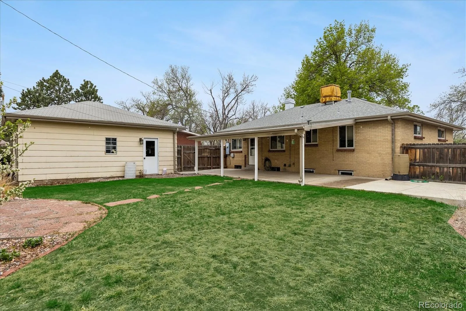 04162026163646 1600 35