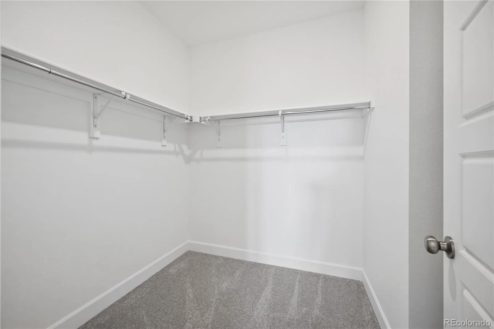 3310 N Denali Street Aurora CO 80019 | MLS #REC5978200 07302026195525 1600 13