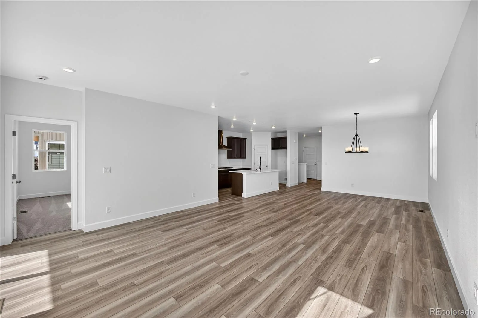 3310 N Denali Street Aurora CO 80019 | MLS #REC5978200 07302026195525 1600 8