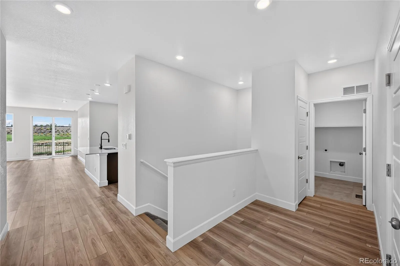 3310 N Denali Street Aurora CO 80019 | MLS #REC5978200 07302026195525 1600 9