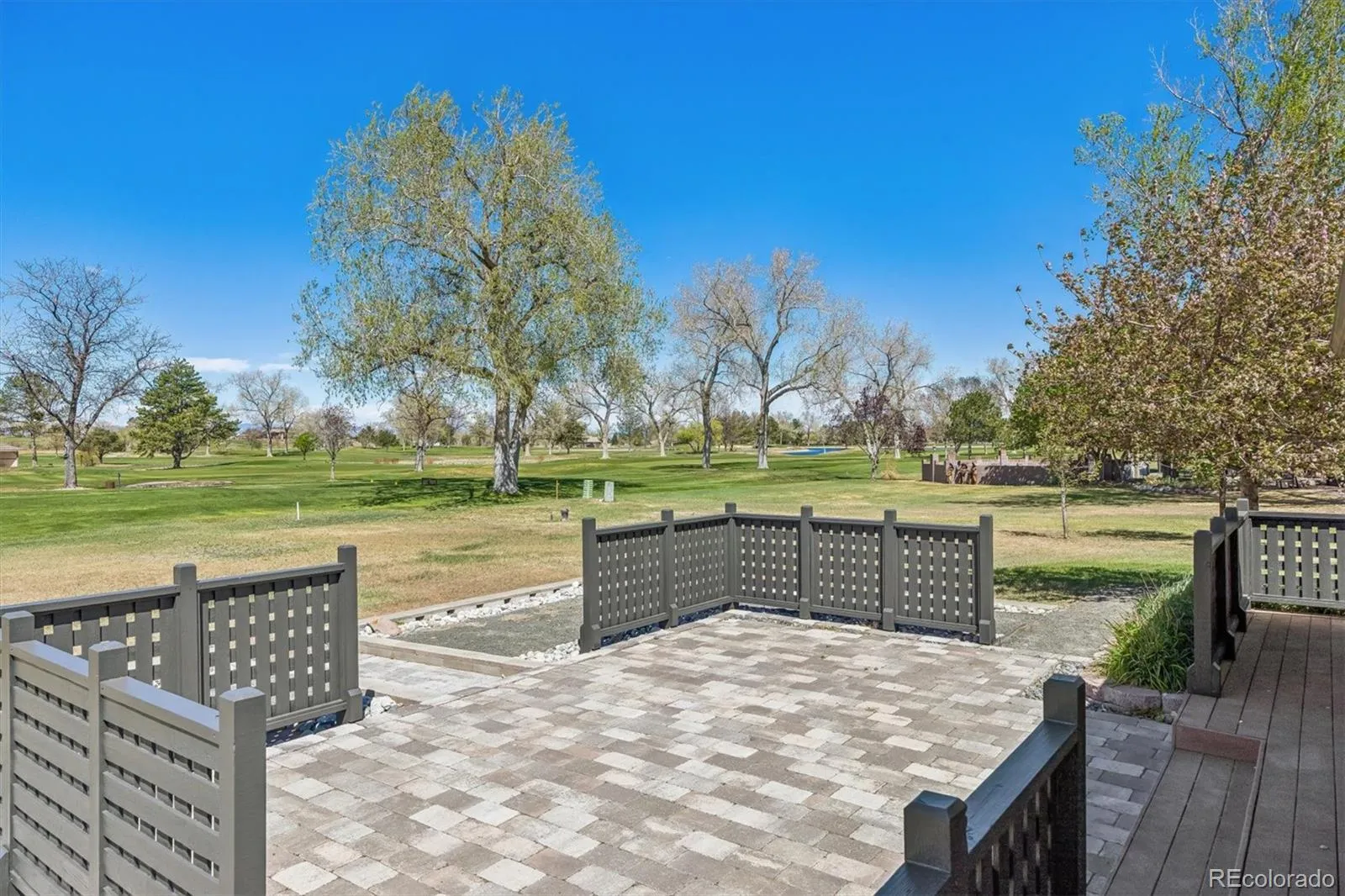 6587 S Helena Street Centennial CO 80016 MLS #REC5979962 05052026041411 1600 3
