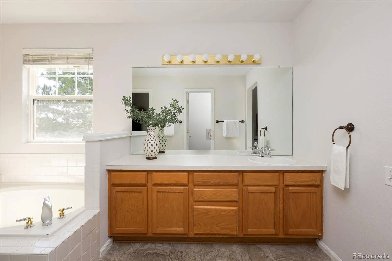 10174 Green Court #D Westminster CO 80031 | MLS #REC5980890 08132026182114 1600 34