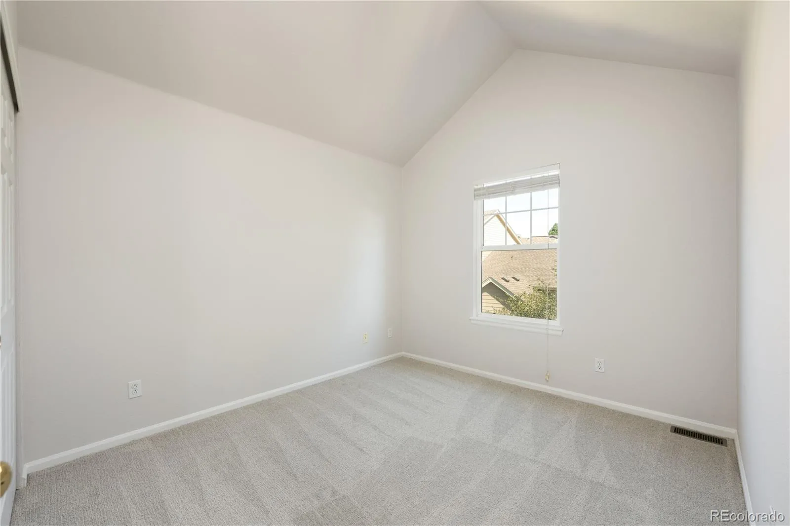 10174 Green Court #D Westminster CO 80031 | MLS #REC5980890 08132026182114 1600 37