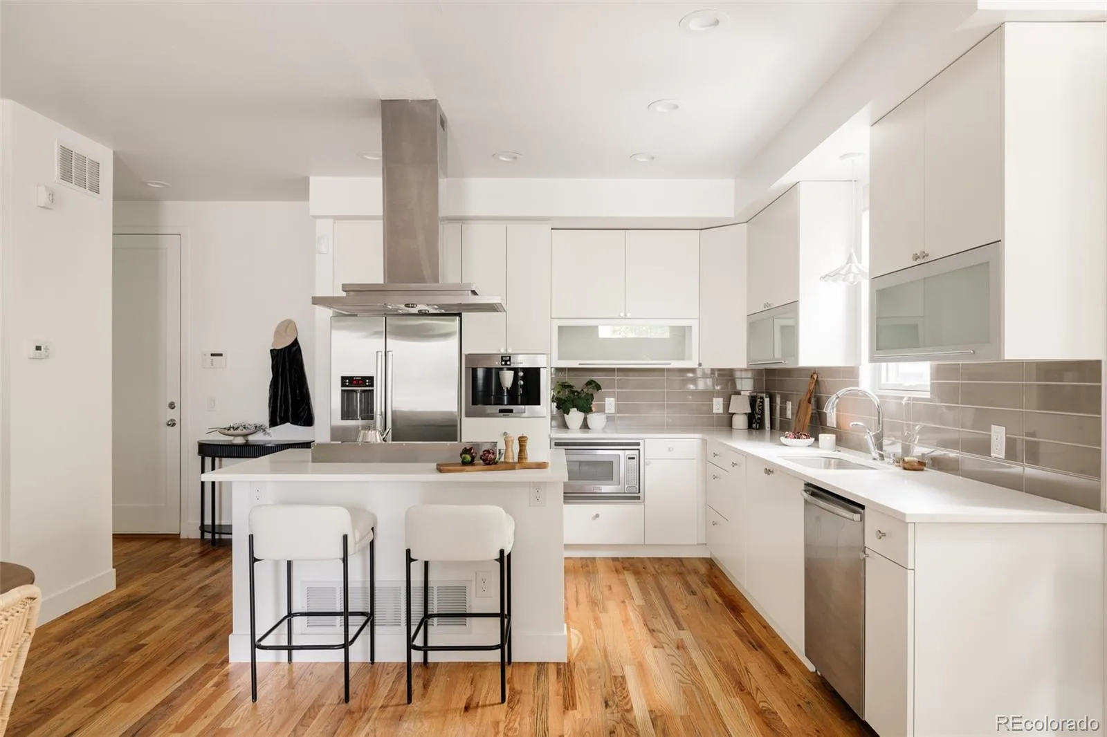 2364 W 33rd Avenue Denver CO 80211 | MLS #REC5981962 08272026035330 1600 28