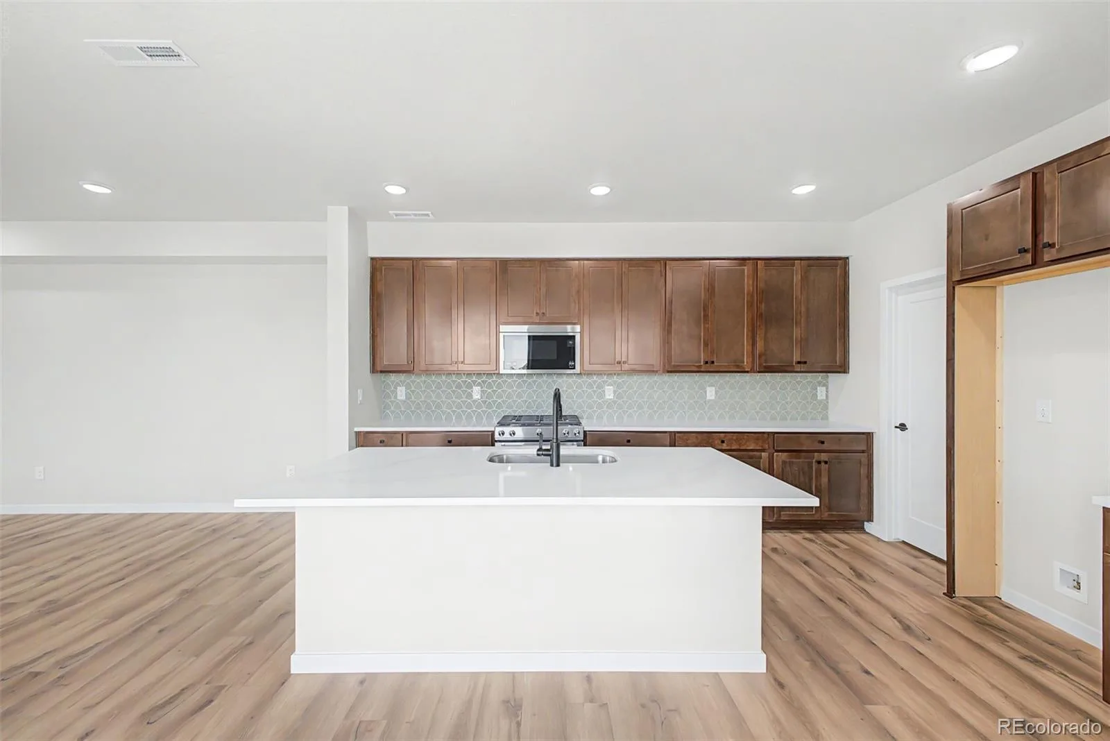 2783 E 103rd Avenue Thornton CO 80229 | MLS #REC5984025 08032026224849 1600 10