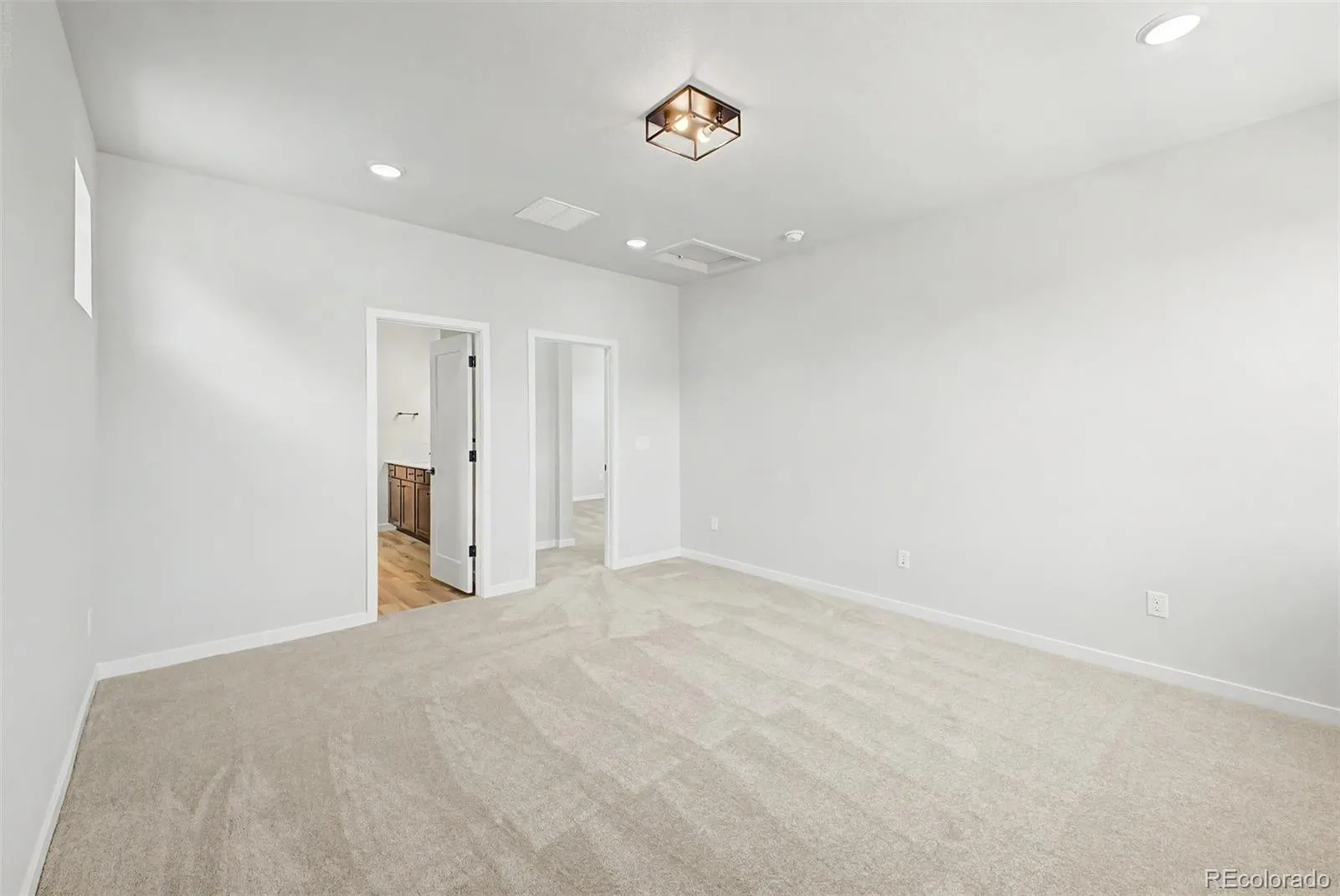 2783 E 103rd Avenue Thornton CO 80229 | MLS #REC5984025 08032026224849 1600 22