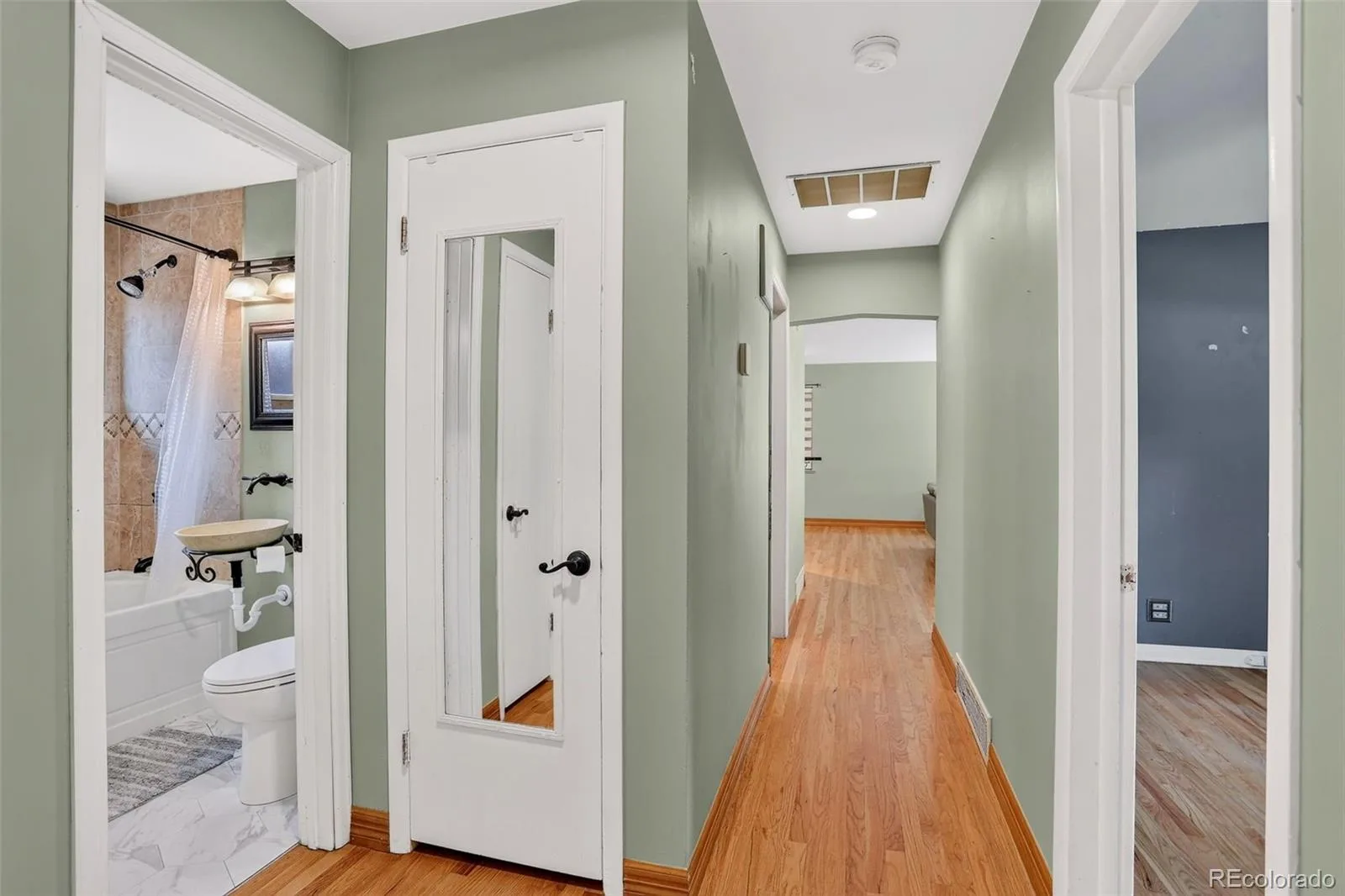 465 Cody Drive Denver CO 80226 MLS #REC5988135 07032026205217 1600 19