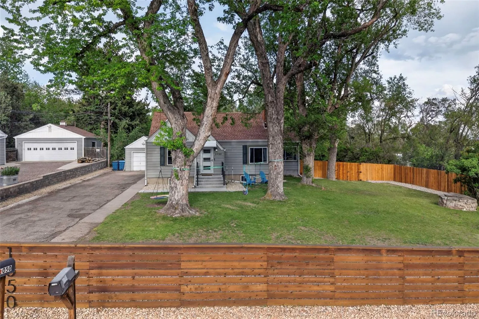 1050 Pikeview Street Lakewood CO 80215 MLS #REC5988390 06082026232350 1600 48