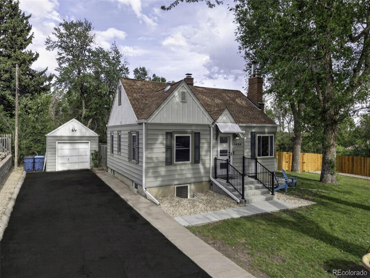 1050 Pikeview Street Lakewood CO 80215 | MLS #REC5988390 MLS #REC5988390 image #0