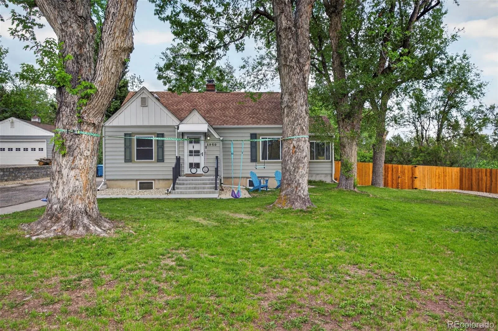 1050 Pikeview Street Lakewood CO 80215 | MLS #REC5988390 08282026204024 1600 46