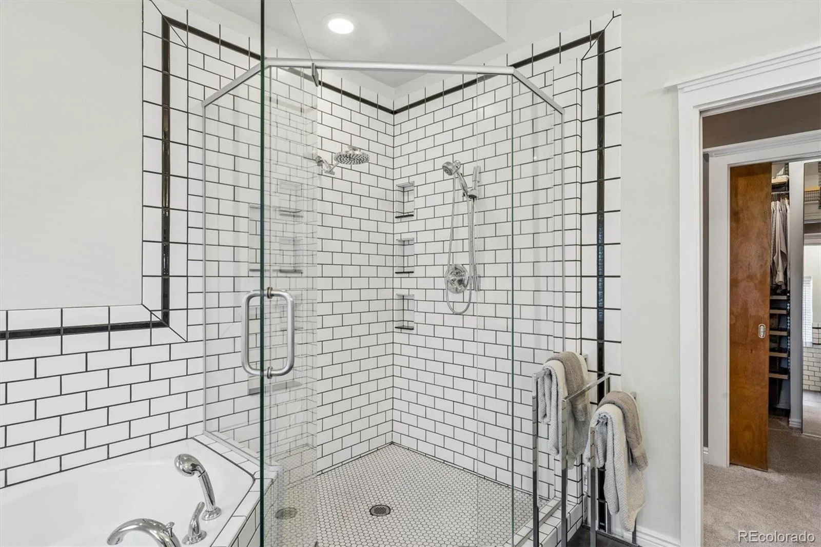 1352 N Pennsylvania Street #5 Denver CO 80203 | MLS #REC5988634 08292026001945 1600 21