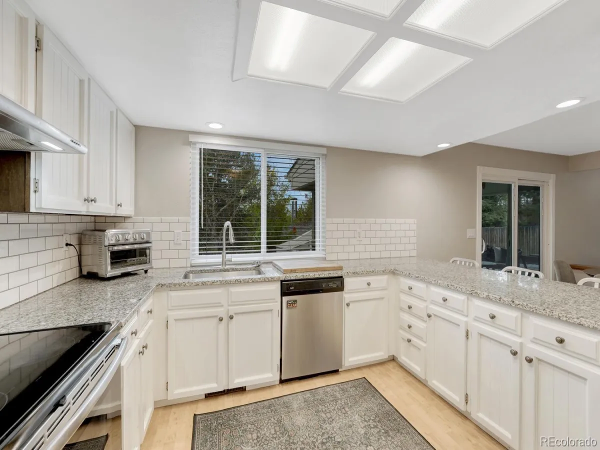 5575 S Sedalia Street Centennial CO 80015 MLS #REC5989677 05112026195757 1200 8