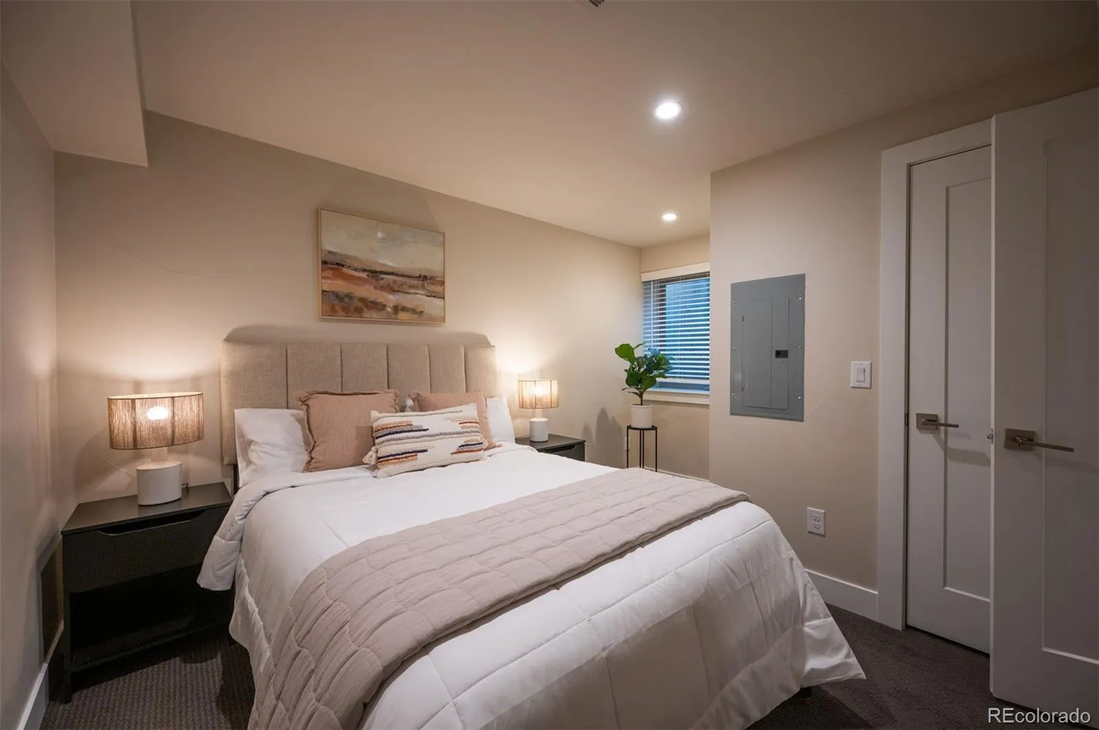 409 Harrison Street #2 Denver CO 80206 MLS #REC5989810 04072026143321 1600 24