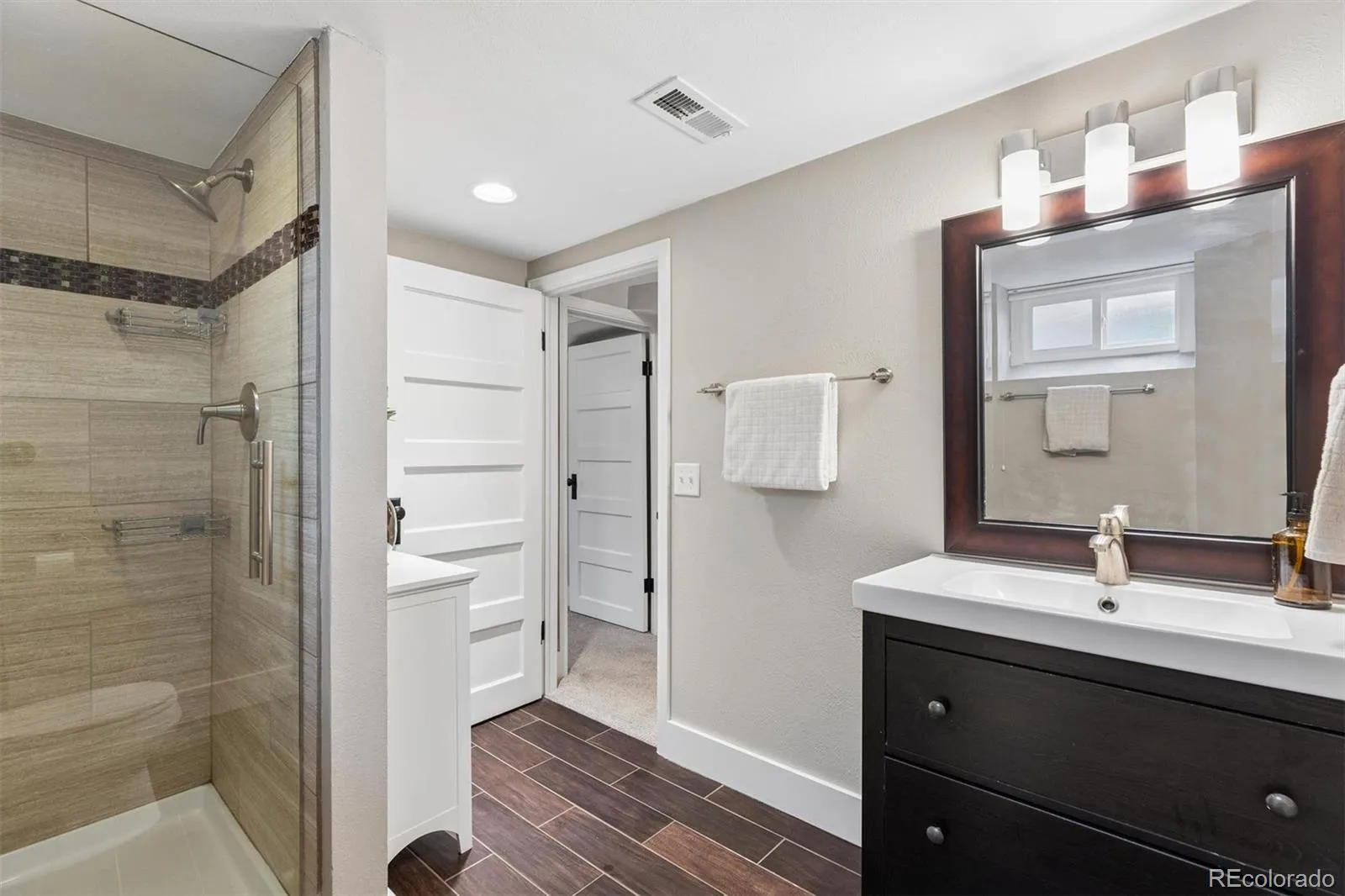 04152026151609 1600 19