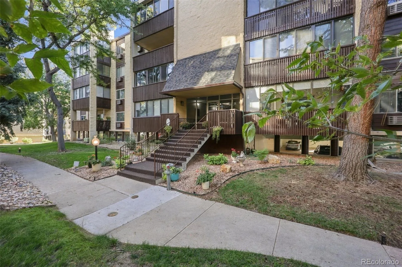6940 E Girard Avenue #410 Denver CO 80224 | MLS #REC5990261 10092026210243 1600 32