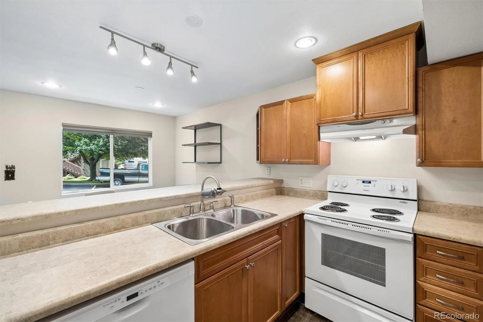 18318 W 58th Place #74 Golden CO 80403 | MLS #REC5991114 08302026162450 1600 10