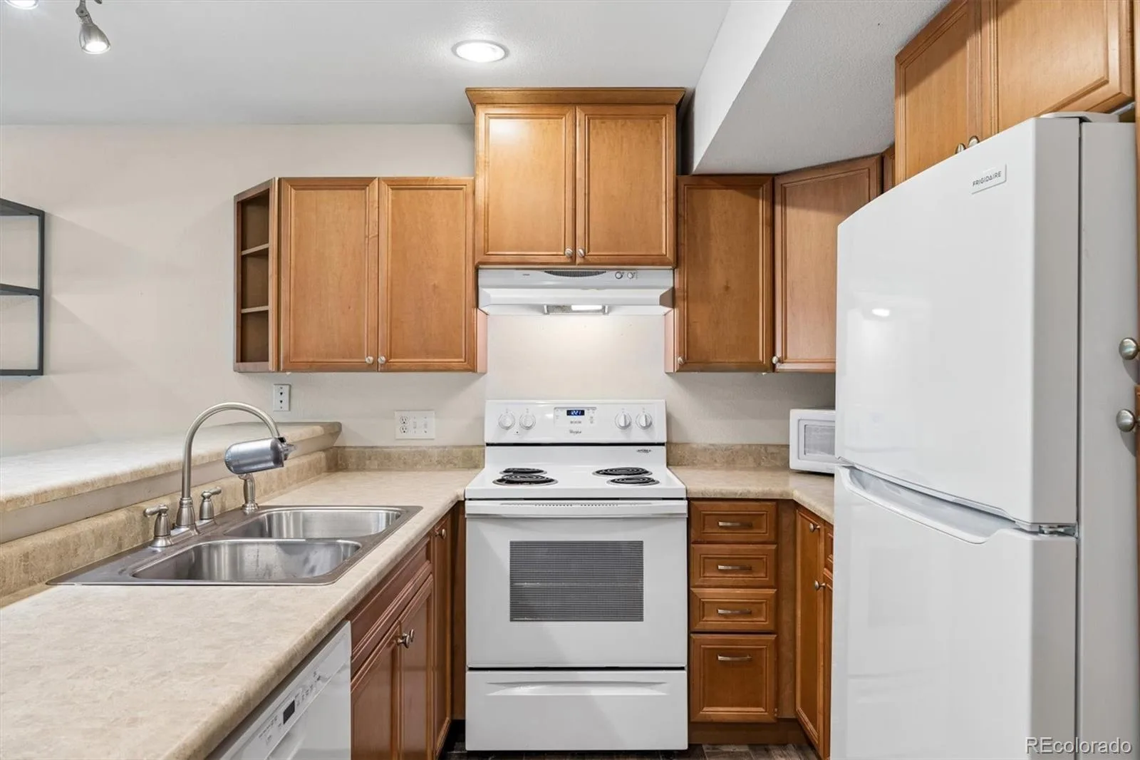 18318 W 58th Place #74 Golden CO 80403 | MLS #REC5991114 08302026162450 1600 8
