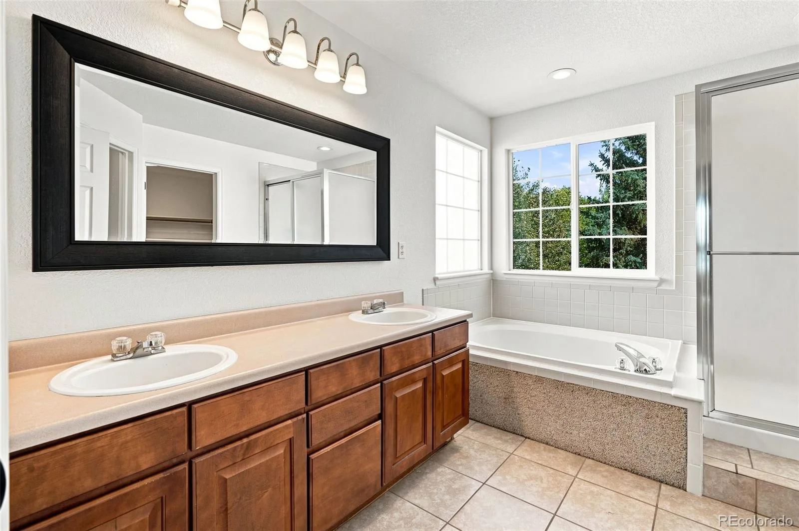 24081 E Royal Meadows Avenue Parker CO 80138 | MLS #REC5992248 08222026022438 1600 12