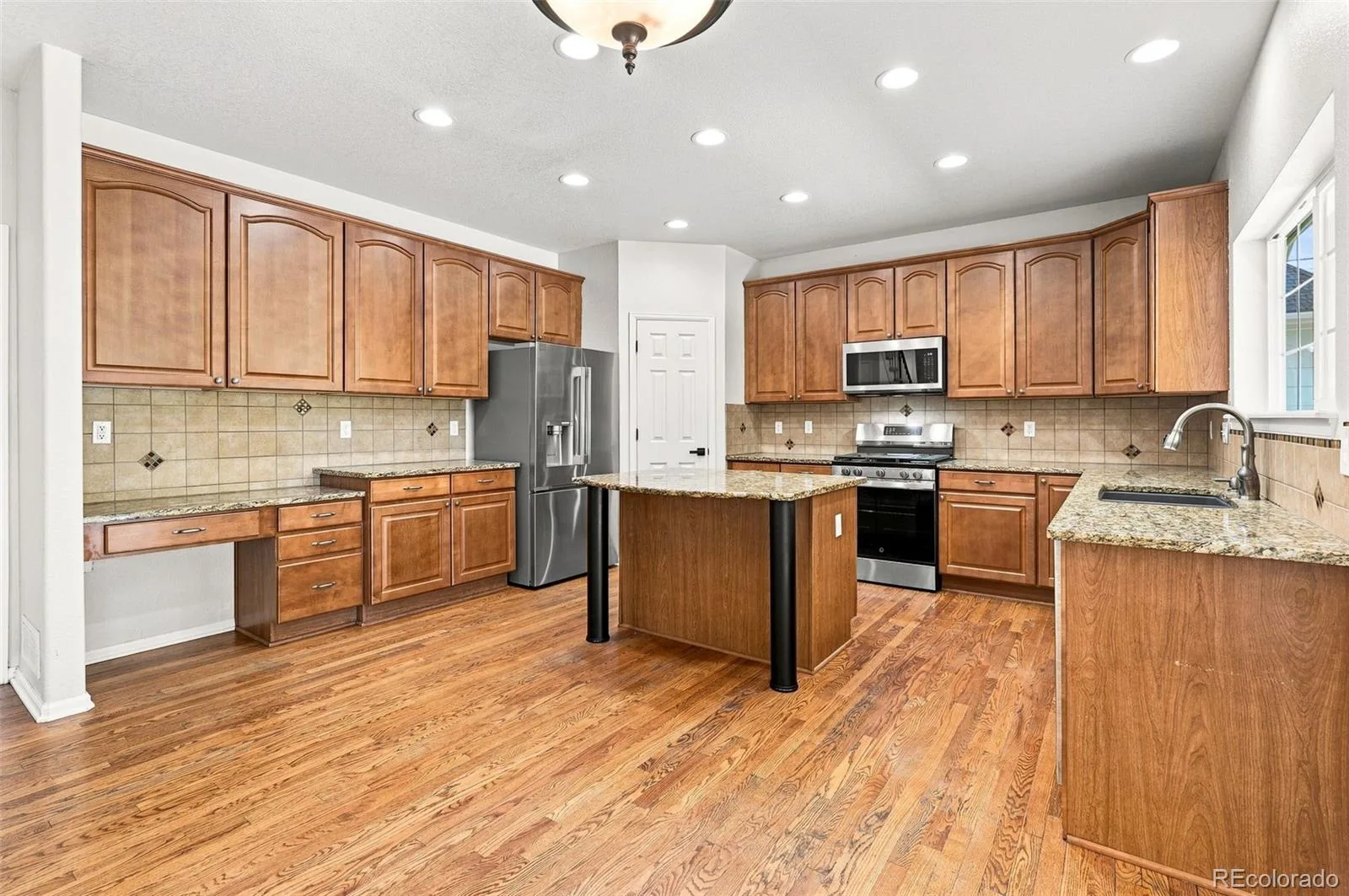 24081 E Royal Meadows Avenue Parker CO 80138 | MLS #REC5992248 08222026022438 1600 8
