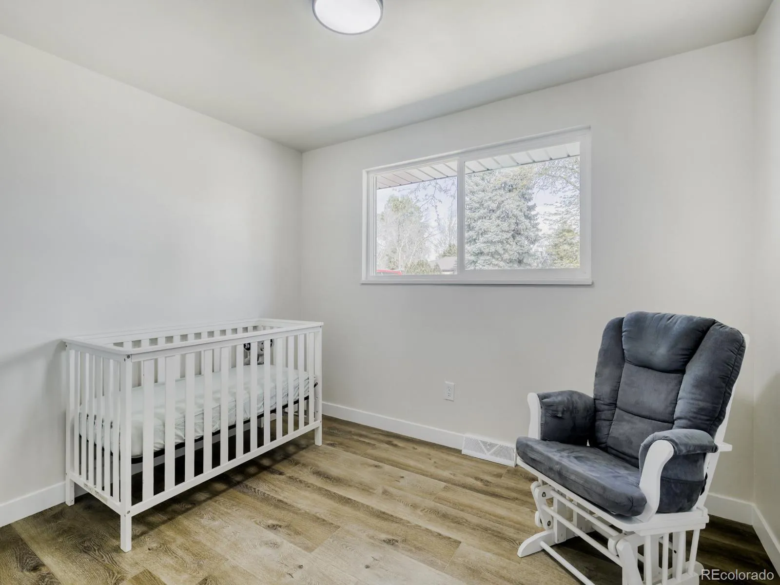 04222026041957 1600 17