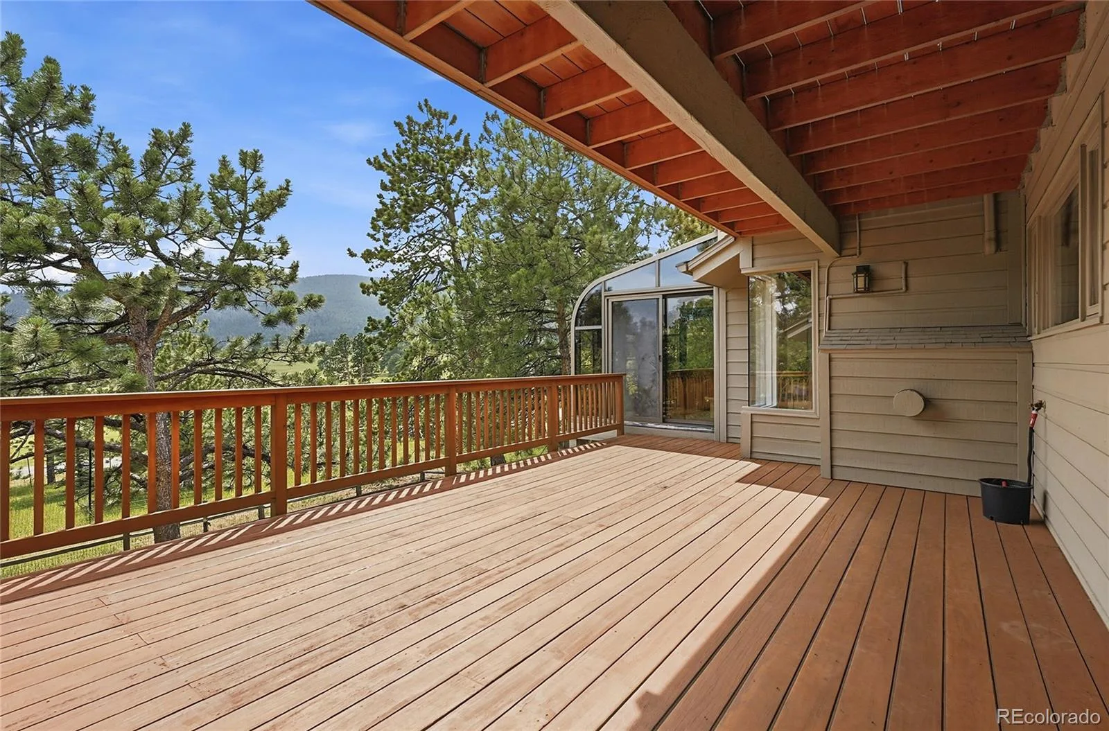 2161 Torrey Pine Drive Evergreen CO 80439 | MLS #REC5994544 07092026223819 1600 10