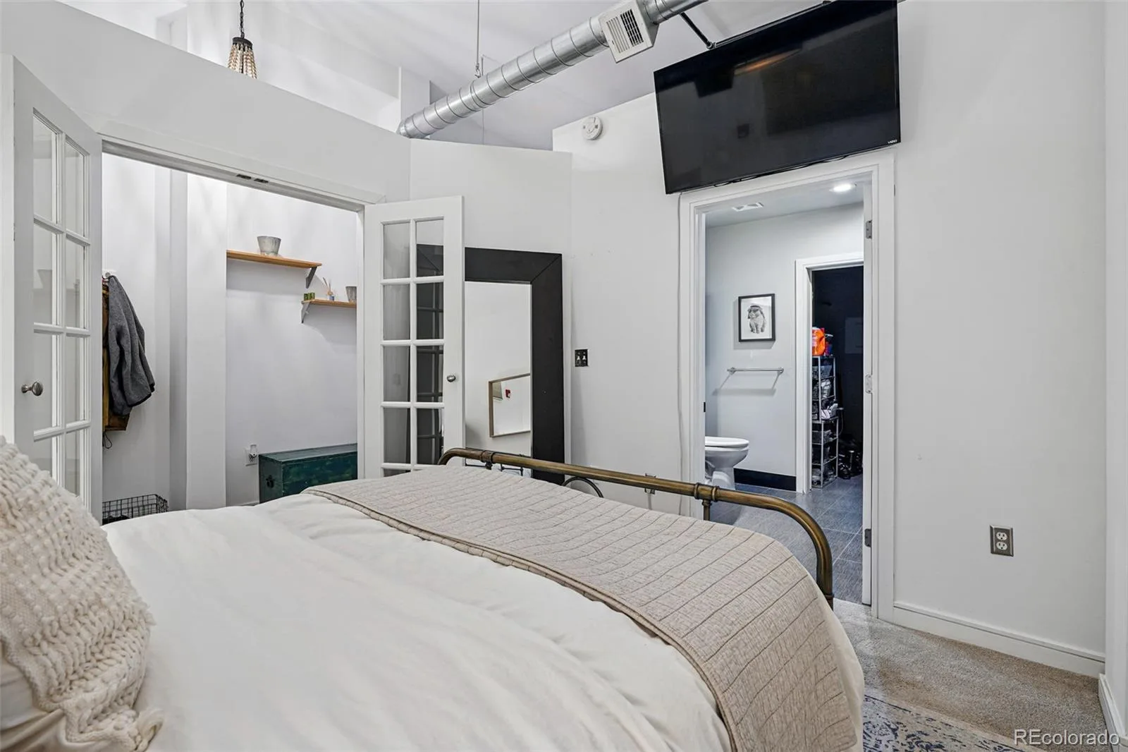 2441 N Broadway #113 Denver CO 80205 MLS #REC5998039 06142026032040 1600 16
