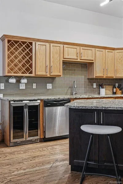 2441 N Broadway #113 Denver CO 80205 MLS #REC5998039 06142026032040 800 11