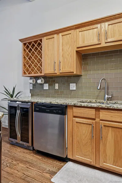 2441 N Broadway #113 Denver CO 80205 MLS #REC5998039 06142026032040 800 12