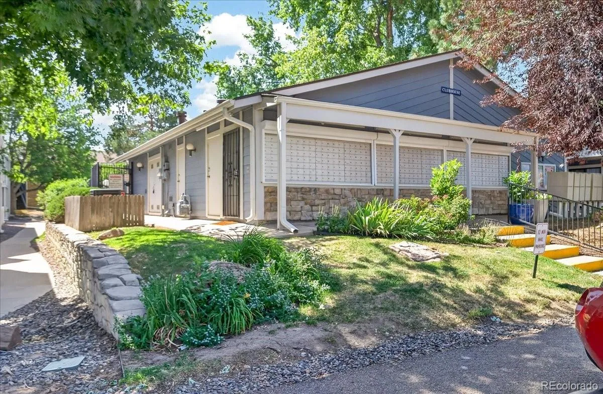 8335 Fairmount Drive #7-205 Denver CO 80247 | MLS #REC5998048 08052026001707 1200 27