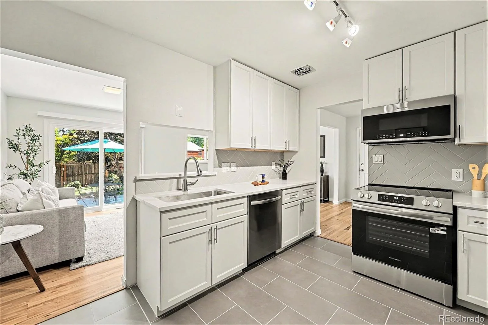 12028 W Virginia Drive Lakewood CO 80228 | MLS #REC5999395 07242026145104 1600 11