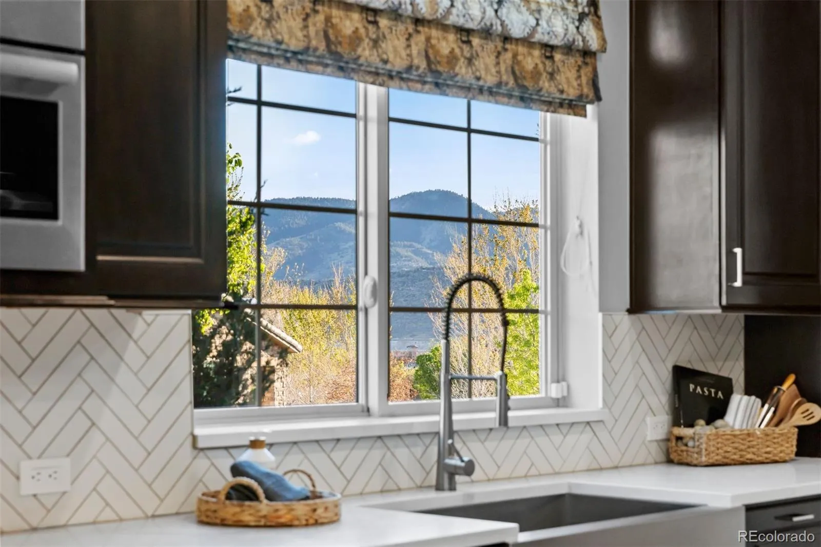 04182026181948 1600 12