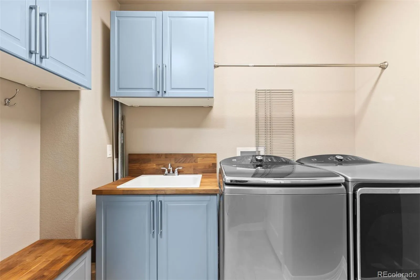 04182026181948 1600 19