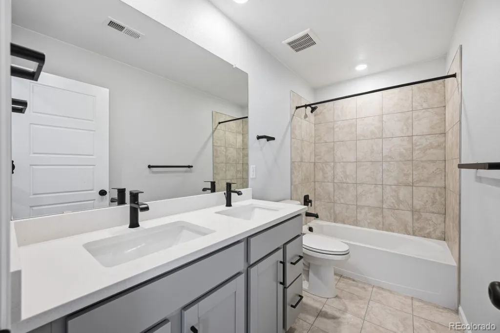 3614 Recess Lane Castle Rock CO 80108 MLS #REC6000780 05262026210943 1024 18