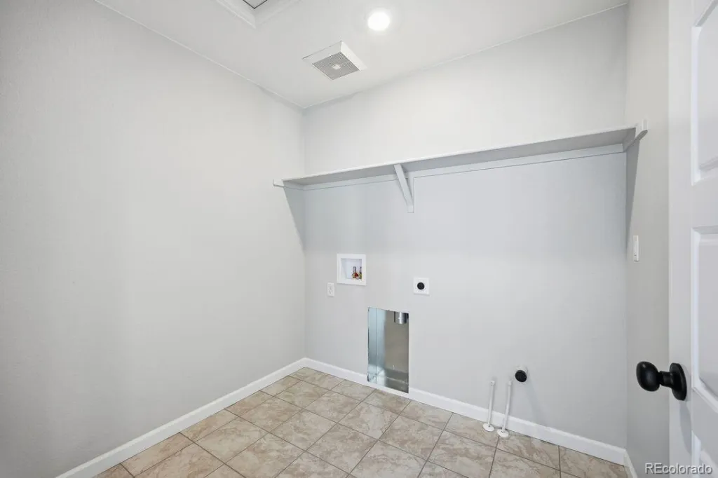 3614 Recess Lane Castle Rock CO 80108 MLS #REC6000780 05262026210943 1024 23