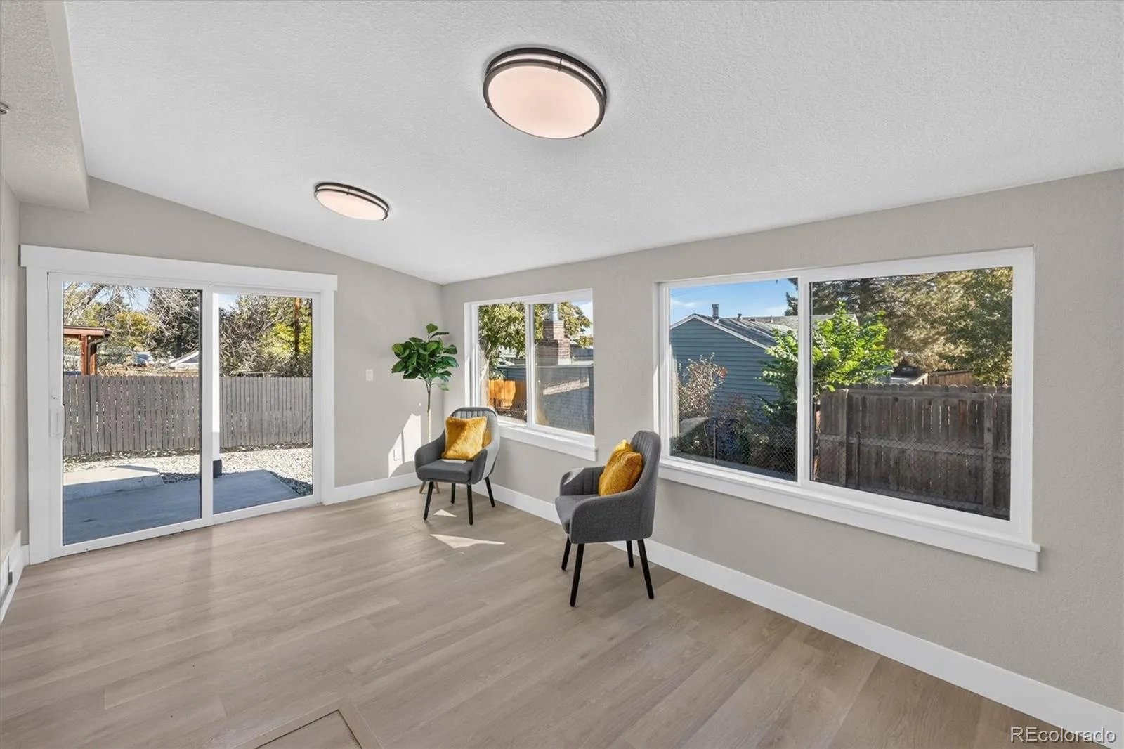 1580 S Zuni Street Denver CO 80223 | MLS #REC6003550 10172026223117 1600 21