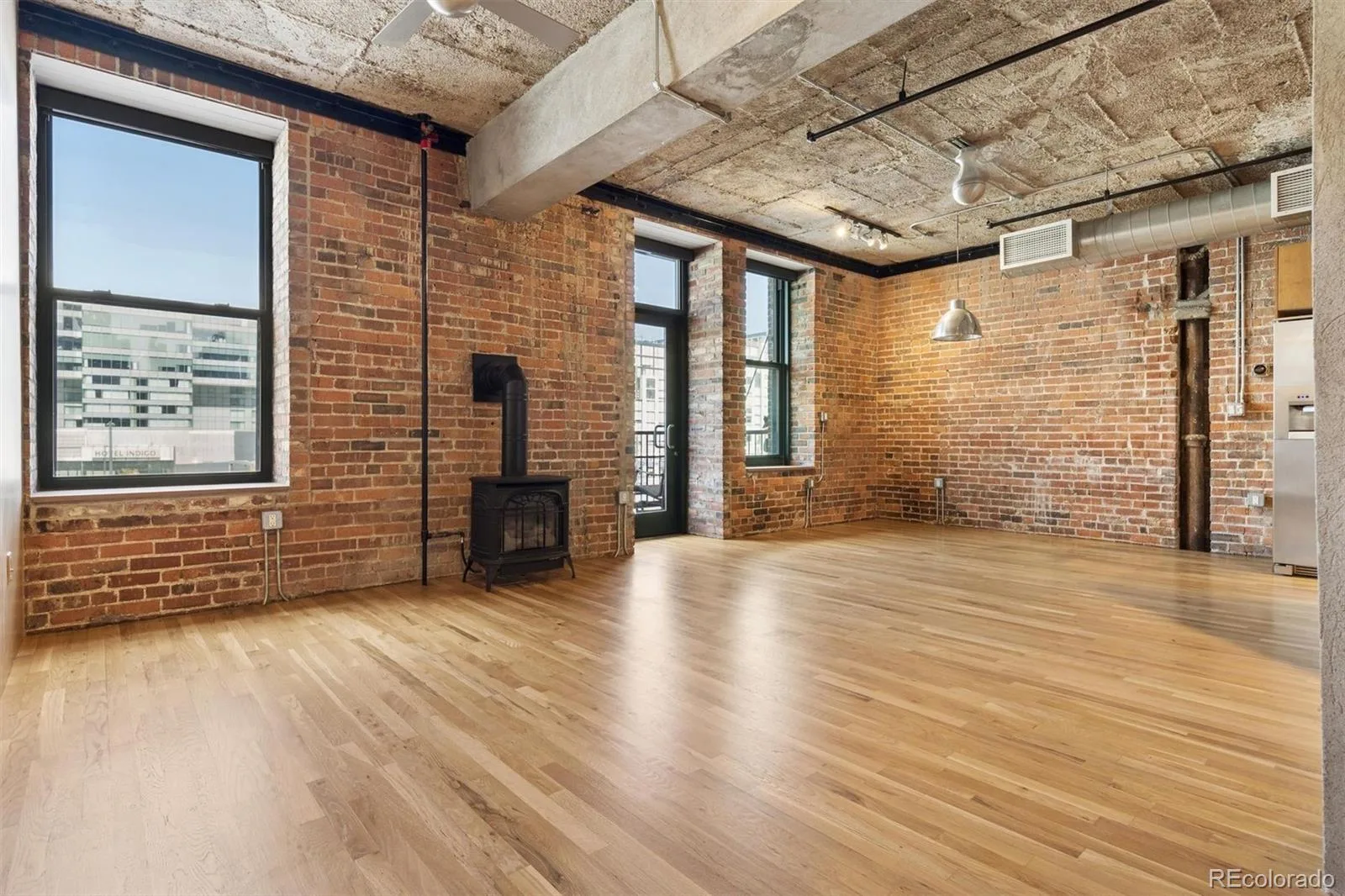 1801 Wynkoop Street #302 Denver CO 80202 | MLS #REC6005124 10102026211646 1600 4