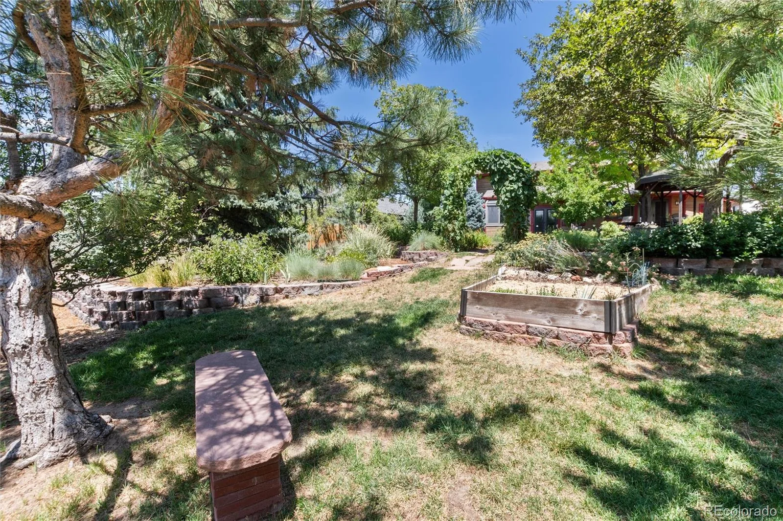 18396 E Berry Drive Centennial CO 80015 | MLS #REC6006059 07302026163156 1600 40