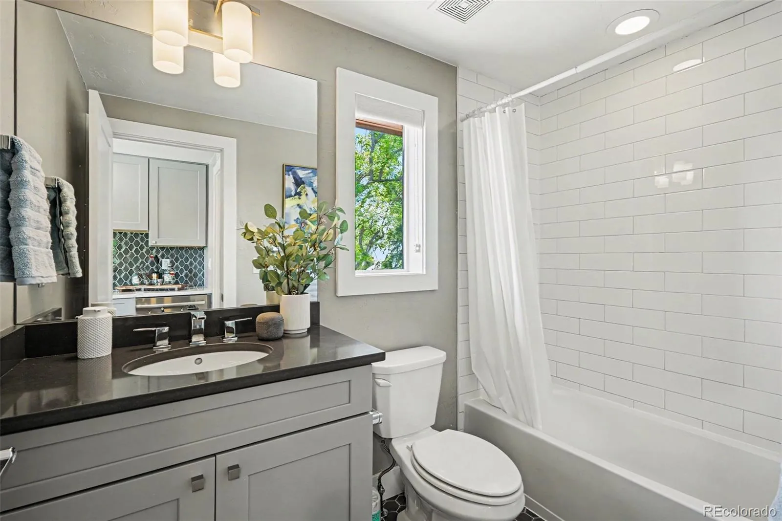 3915 Vrain Street Denver CO 80212 MLS #REC6007205 05192026030705 1600 23