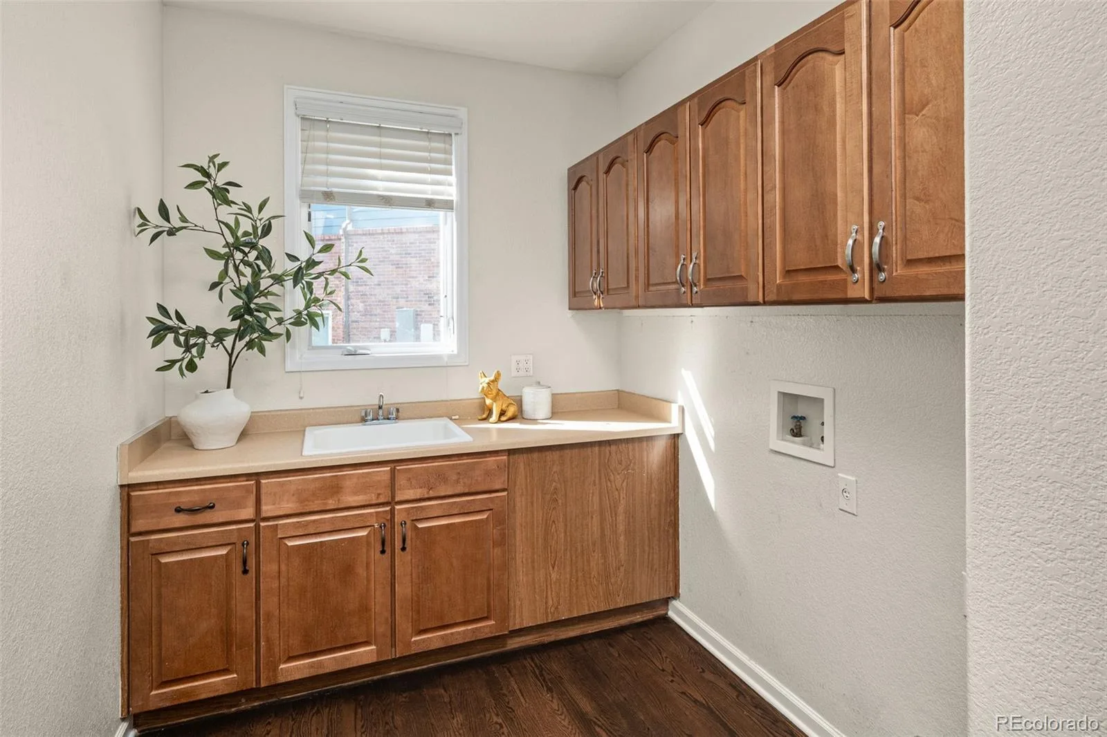 6577 Esperanza Drive Castle Rock CO 80108 MLS #REC6008694 07282026152900 1600 22