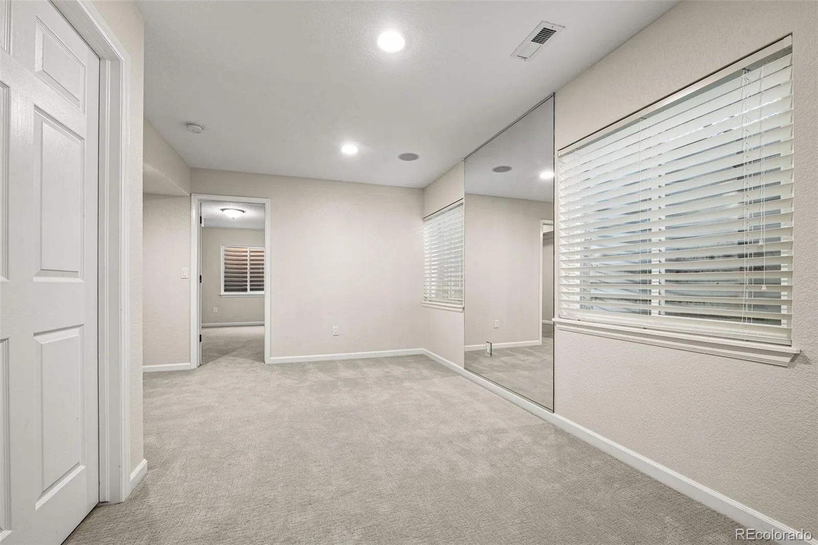 6577 Esperanza Drive Castle Rock CO 80108 MLS #REC6008694 07282026152900 1600 48