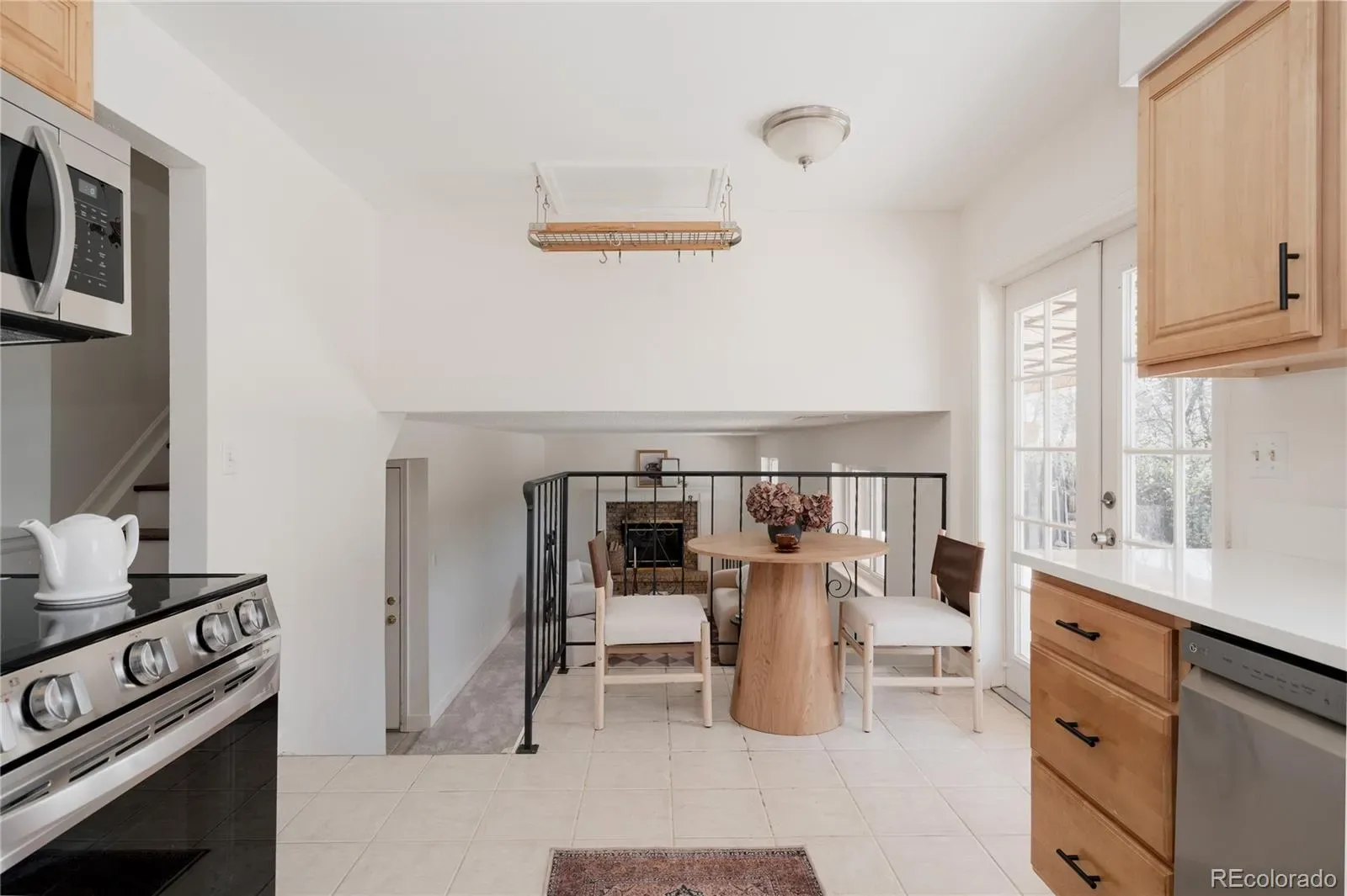 03272026001252 1600 13