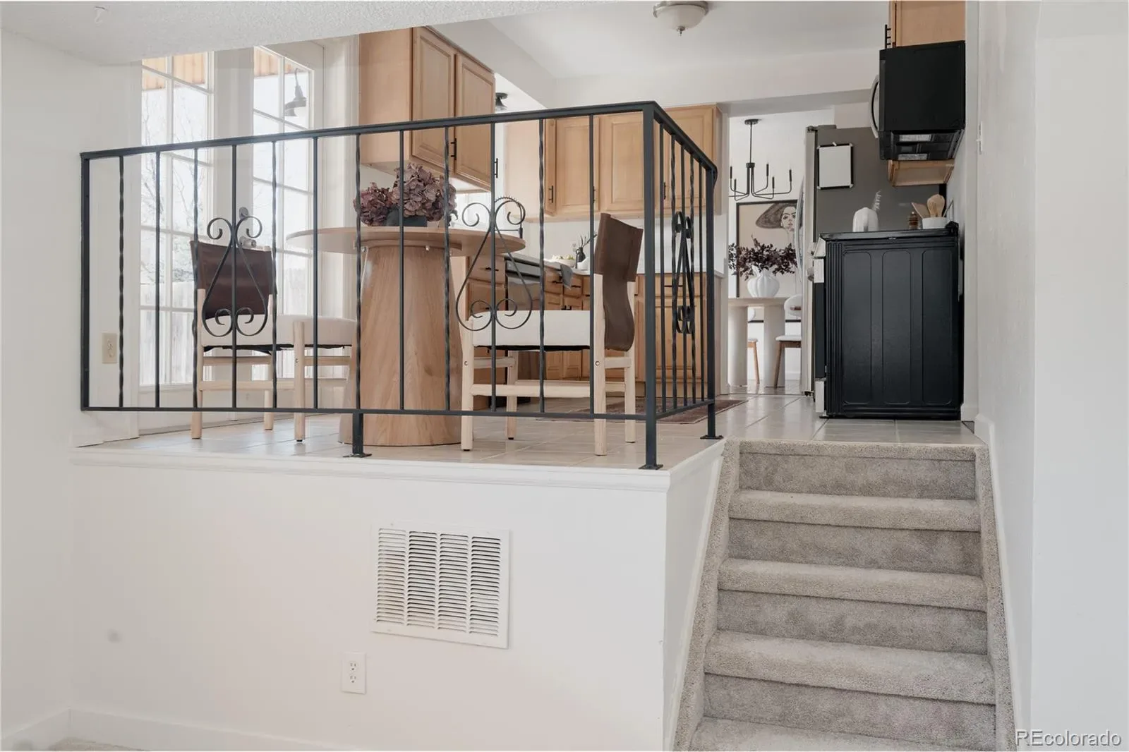 03272026001252 1600 27