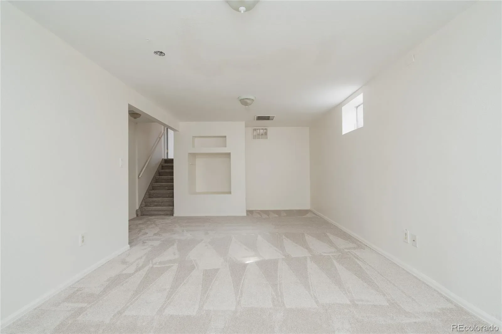 03272026001252 1600 34