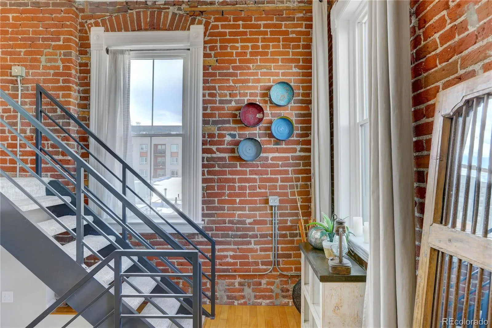 2193 Arapahoe Street #11 Denver CO 80205 | MLS #REC6015154 03142026233636 1600 17